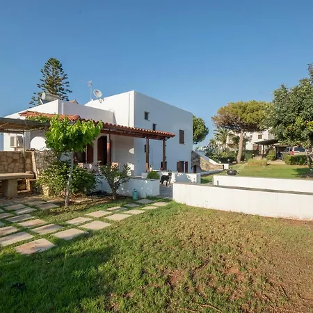 Ma-re Villa *