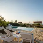 Villa Ma-re